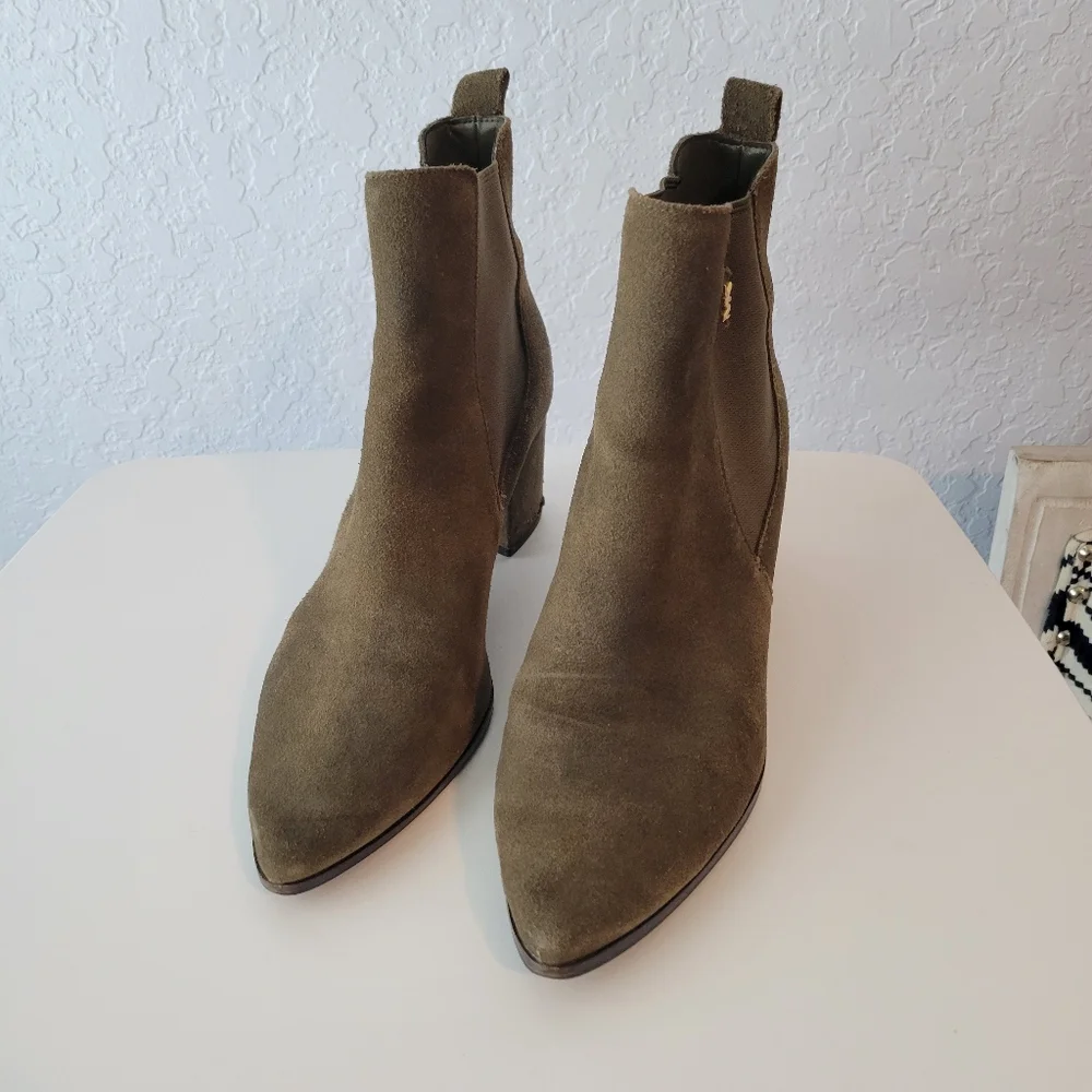 MICHAEL KORS MARIS SUEDE POINT TOE BOOTIES IN GREEN SIZE 7.5